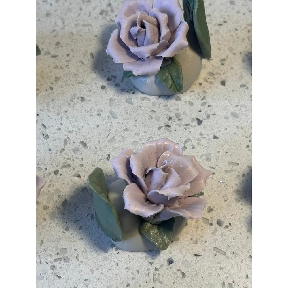 Set of 20 Vitge.Porcelain Flower Wedding Table Card Holders Lavender Cream Roses